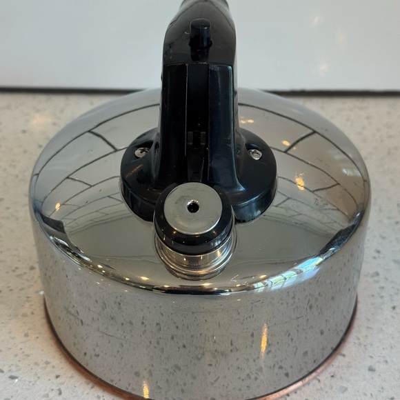 Revere Ware 1.5 Qt Whistling Kettle Copper Bottom - Picture 4 of 7